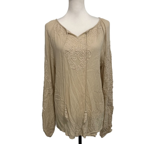 Sundance Cream Tunic Top. Large - Picture 1 of 7